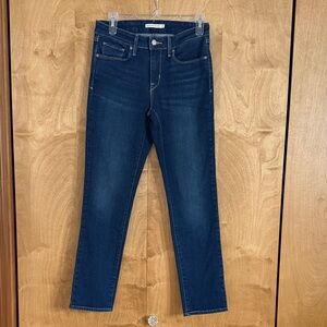 Levi's Classic Mid Rise Skinny Denim Jeans - Size 4
